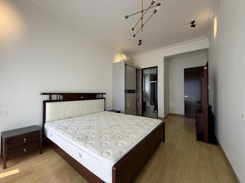 Kondominium untuk Disewa di Bay Laurel @ Country Garden Danga Bay - Vivco Liang - Bedroom - PropertyGuru.com.my
