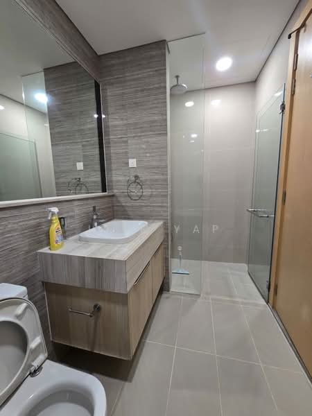 Servis Apartment untuk Disewa di Southern Marina Residences - Jeff Yap - Bathroom - PropertyGuru.com.my