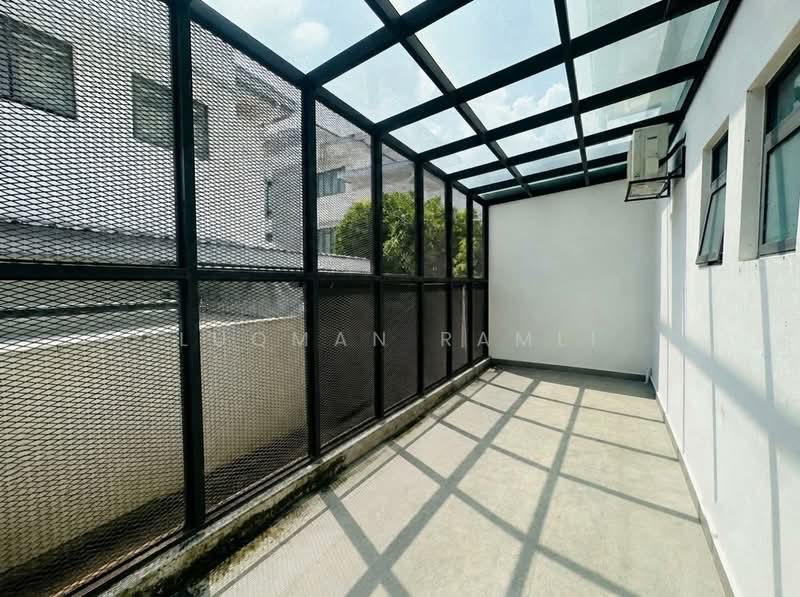 Semi-Detached House for Sale in Kajang (Selangor) - Luqman Ramli - Balcony - PropertyGuru.com.my