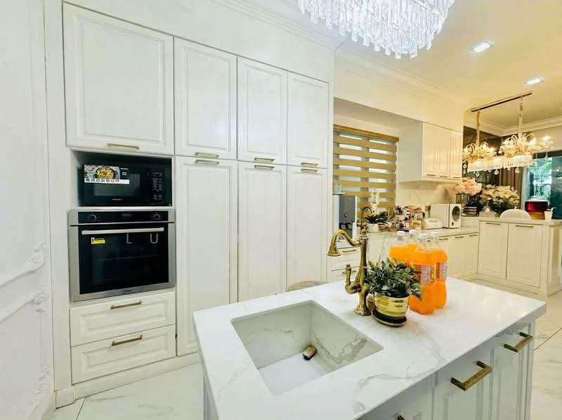 Semi-Detached House for Sale in Kajang (Selangor) - Luqman Ramli - Kitchen - PropertyGuru.com.my