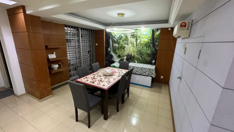 Semi-Detached House for Sale in Taman Perling (Perling) - Jeff Yap - Dining Room - PropertyGuru.com.my