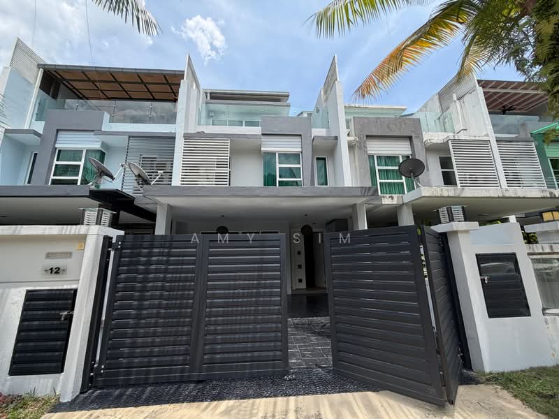 2-storey Terraced House for Rent in Bandar Sunway (Sunway) - Amy Sim - Exterior - PropertyGuru.com.my