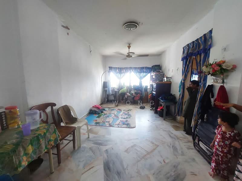 Apartment for Sale at Taman Sri Murni Fasa 2 - CK Wong - Living Room - PropertyGuru.com.my