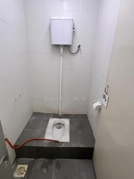 Shop for Rent in Sentul Pasar (Sentul) - Elaine Yew - Bathroom - PropertyGuru.com.my