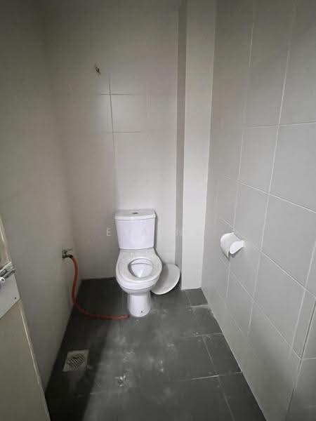 Shop for Rent in Sentul Pasar (Sentul) - Elaine Yew - Bathroom - PropertyGuru.com.my