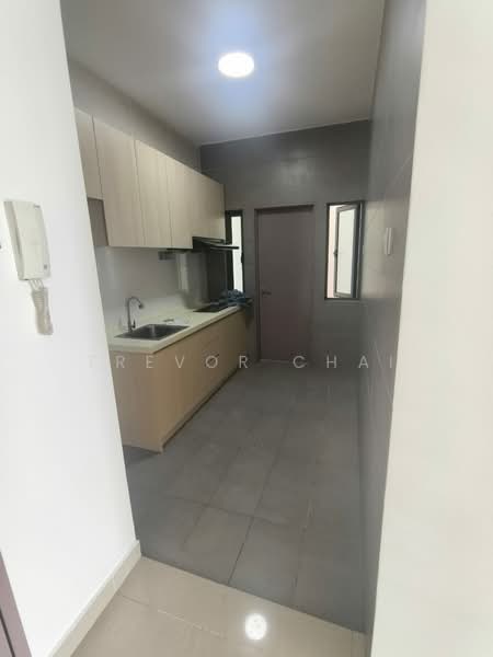 Servis Apartment untuk Dijual di Amerin Residence - Trevor Chai - Kitchen - PropertyGuru.com.my