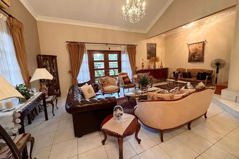 Semi-Detached House for Sale in Seksyen 8 (Kota Damansara) - Ammeer Nadzrai - Living Room - PropertyGuru.com.my