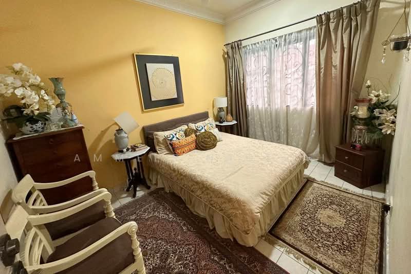 Semi-Detached House for Sale in Seksyen 8 (Kota Damansara) - Ammeer Nadzrai - Bedroom - PropertyGuru.com.my