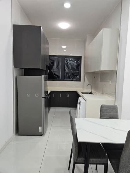 Condominium for Rent at Bay Point @ Country Garden Danga Bay - Noctis Tan - Kitchen - PropertyGuru.com.my
