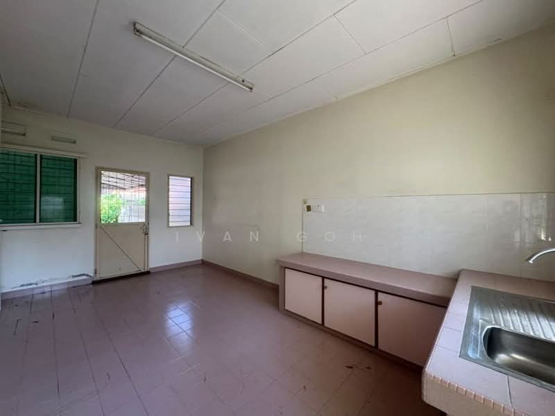 Rumah Berkembar untuk Dijual di Kampung Lapan (Melaka City) - Ivan Goh - PropertyGuru.com.my