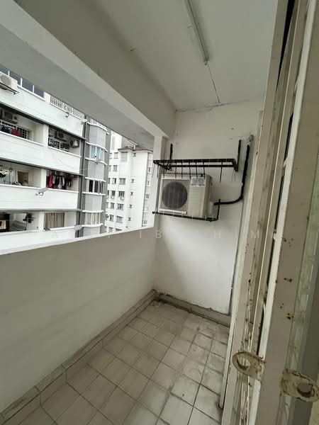 Kondominium untuk Dijual di Kojaya Ampang - Azli Ibrahim - Balcony - PropertyGuru.com.my
