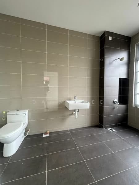 Rumah Teres 2-Tingkat untuk Dijual di Bandar Indahpura (Kulai) - Danny See - Bathroom - PropertyGuru.com.my