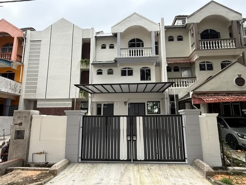 Rumah Teres 3 Tingkat untuk Dijual di Taman Tampoi Utama (Johor Bahru) - Marcus Tey - Exterior - PropertyGuru.com.my
