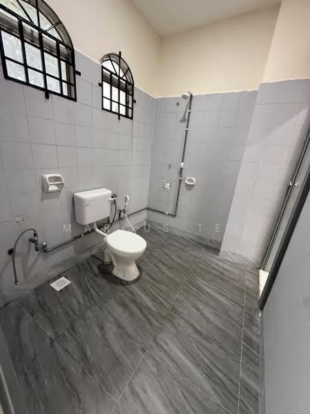 Rumah Teres 3 Tingkat untuk Dijual di Taman Tampoi Utama (Johor Bahru) - Marcus Tey - Bathroom - PropertyGuru.com.my