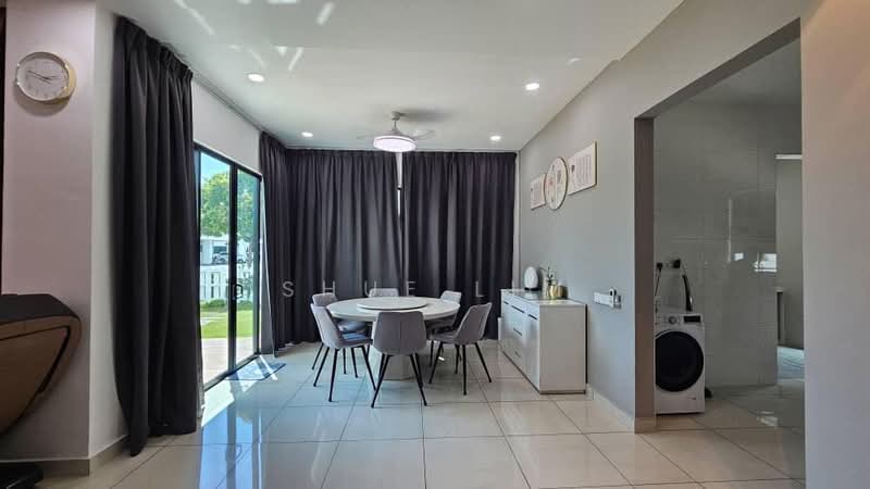 Rumah Berkembar untuk Dijual di Seberang Perai (Penang) - Shue Lim - Dining Room - PropertyGuru.com.my
