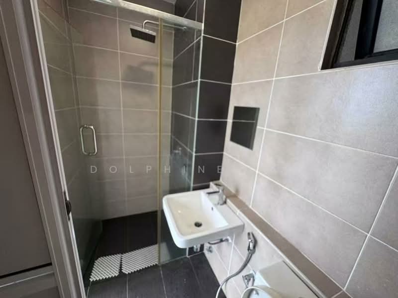 Service Residence for Rent at D'Pristine - Dolphine Ong - Bathroom - PropertyGuru.com.my