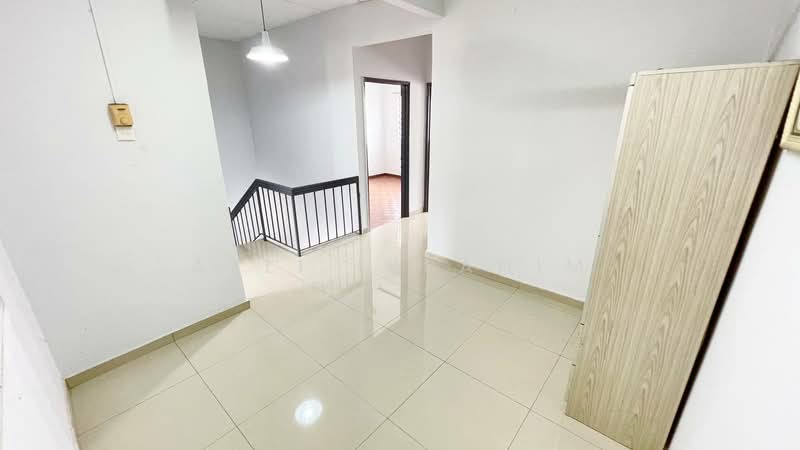 2-storey Terraced House for Sale in Taman Minang Ria (Cheras) - Azli Ibrahim - Interior - PropertyGuru.com.my