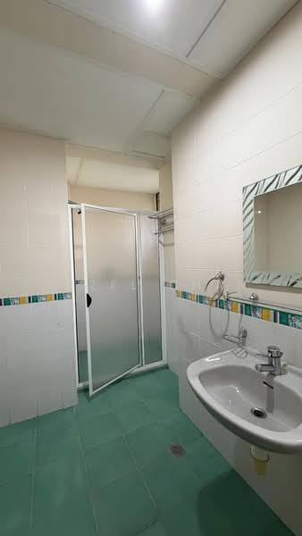 Condominium for Sale at Bayshore Condominium - Hazel Chan - Bathroom - PropertyGuru.com.my