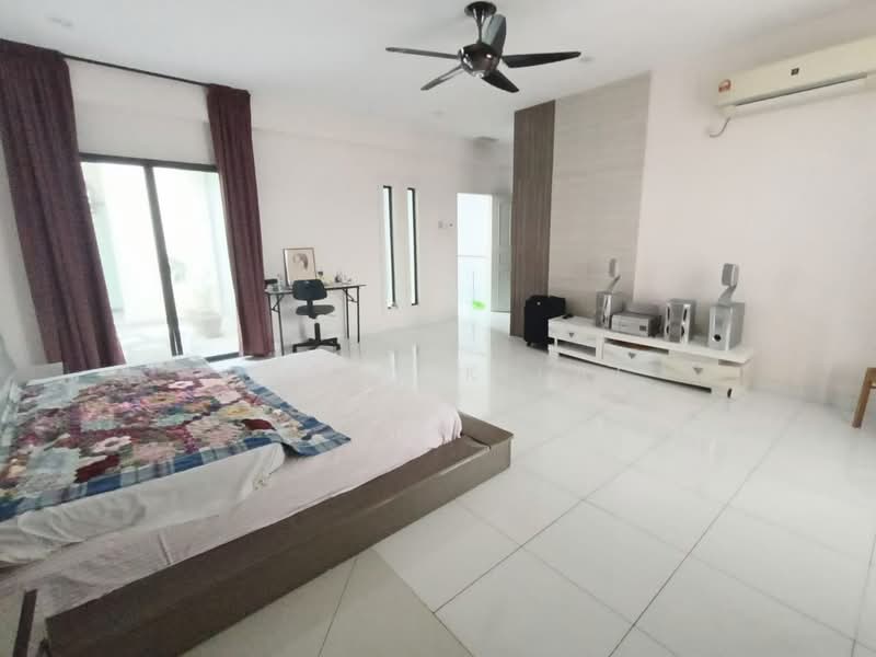 Terraced House for Sale in Taman Laguna (Johor Bahru) - Patrick Lai - Bedroom - PropertyGuru.com.my