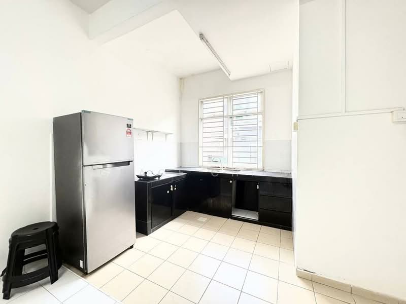 2-storey Terraced House for Sale in Taman Desa Tebrau (Tebrau) - Grace Chiew - Kitchen - PropertyGuru.com.my