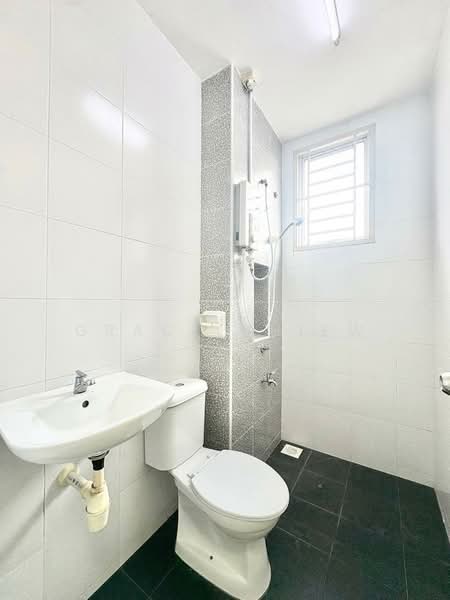 2-storey Terraced House for Sale in Taman Desa Tebrau (Tebrau) - Grace Chiew - Bathroom - PropertyGuru.com.my