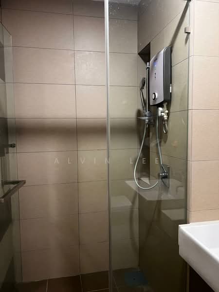 Condominium for Rent at Kuchai Sentral - Alvin Lee - Bathroom - PropertyGuru.com.my