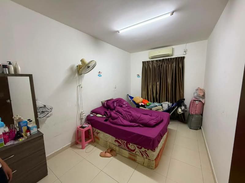 Rumah Teres 2-Tingkat untuk Dijual di Taman Scientex Senai (Senai) - Noctis Tan - Bedroom - PropertyGuru.com.my