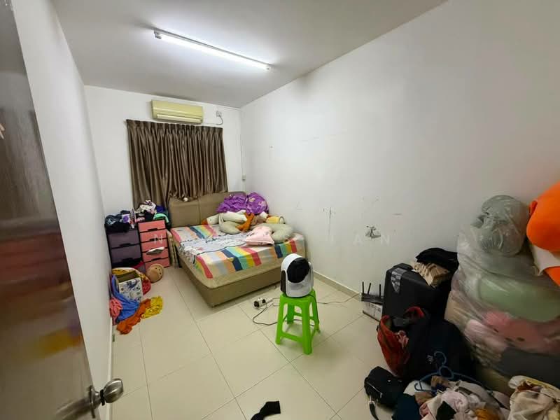 Rumah Teres 2-Tingkat untuk Dijual di Taman Scientex Senai (Senai) - Noctis Tan - Bedroom - PropertyGuru.com.my