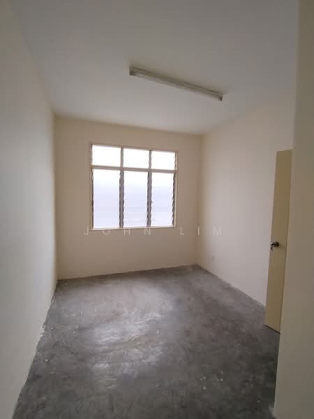 Flat for Rent at Flat Bukit Indah - John Lim - PropertyGuru.com.my