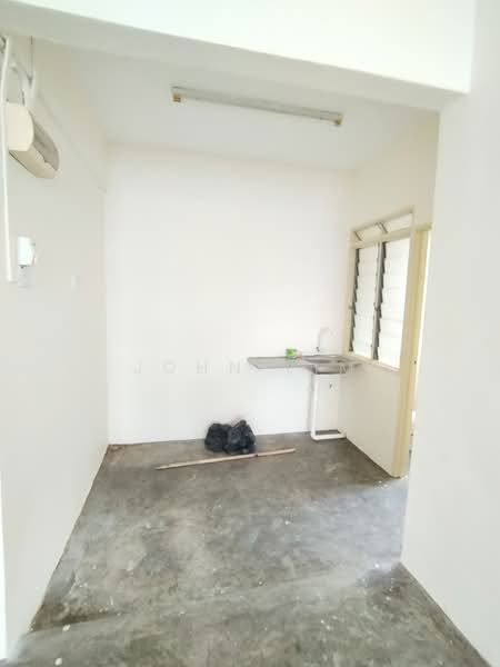 Flat for Rent at Flat Bukit Indah - John Lim - PropertyGuru.com.my