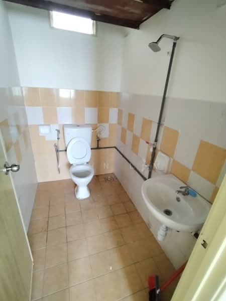 Flat for Rent at Flat Bukit Indah - John Lim - PropertyGuru.com.my