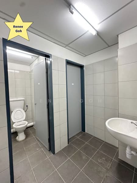 Kilang untuk Disewa di Batu Maung (Penang) - Renee Goh - Bathroom - PropertyGuru.com.my