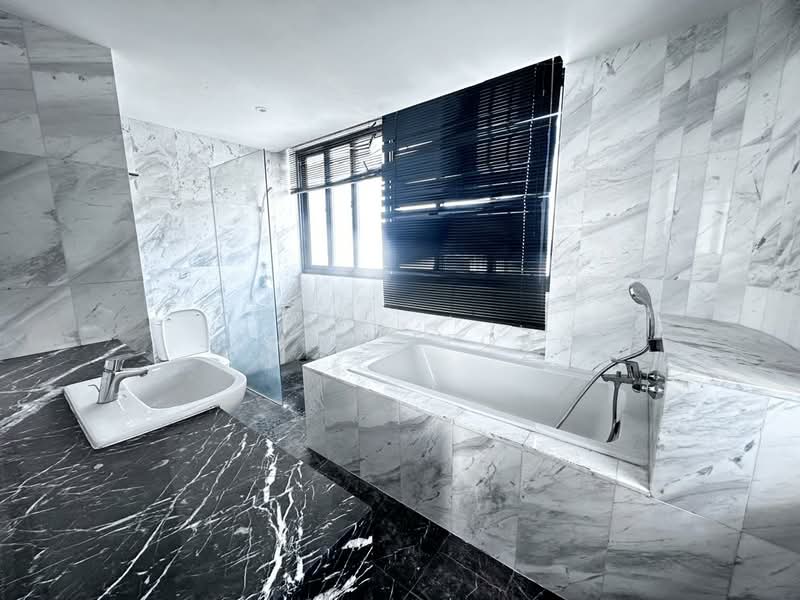 Condominium for Rent at The Landmark - Jenny Leong - Bathroom - PropertyGuru.com.my
