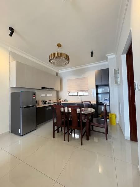 Condominium for Rent at Bay Laurel @ Country Garden Danga Bay - Ken Sim - Kitchen - PropertyGuru.com.my