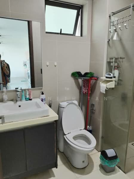 Service Residence for Sale at Green Haven - Kenneth Tan - Bathroom - PropertyGuru.com.my