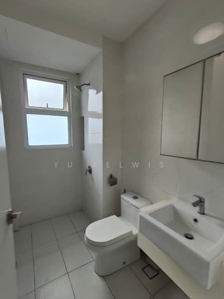 Service Residence for Rent at Aurora Tower @ Eco Sky - Yu Kelwis - Bathroom - PropertyGuru.com.my