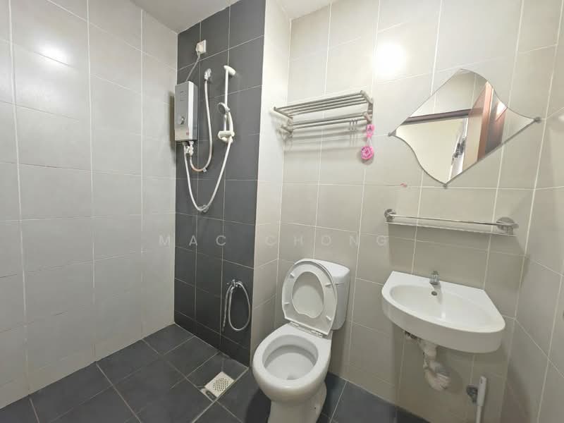 Servis Apartment untuk Disewa di Ascotte Boulevard - Mac Chong - Bathroom - PropertyGuru.com.my
