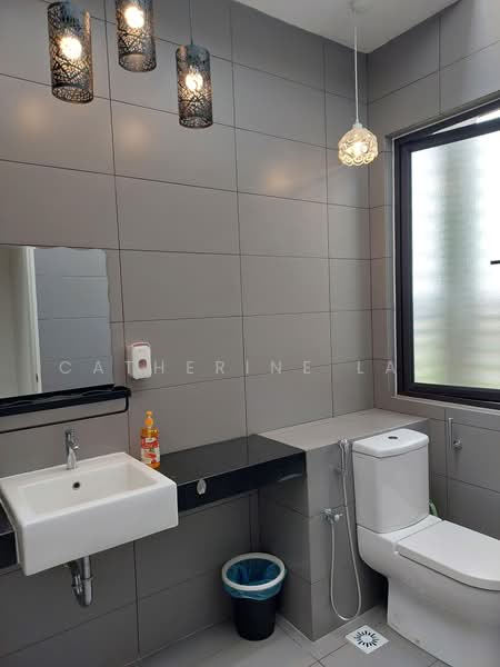 Rumah Bandar untuk Disewa di 16 Sierra (Puchong) - Catherine Lau - Bathroom - PropertyGuru.com.my