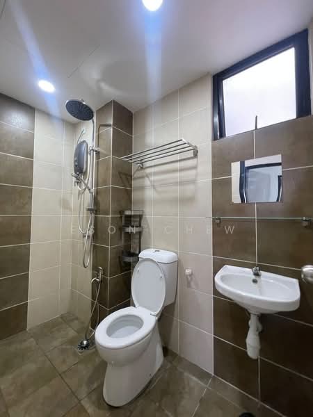 Kondominium untuk Disewa di Residensi Damai - Eson Chew - Bathroom - PropertyGuru.com.my