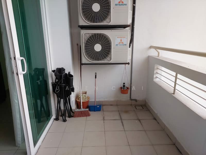 Servis Apartment untuk Dijual di Saville @ Melawati - Jaden Chai - Balcony - PropertyGuru.com.my