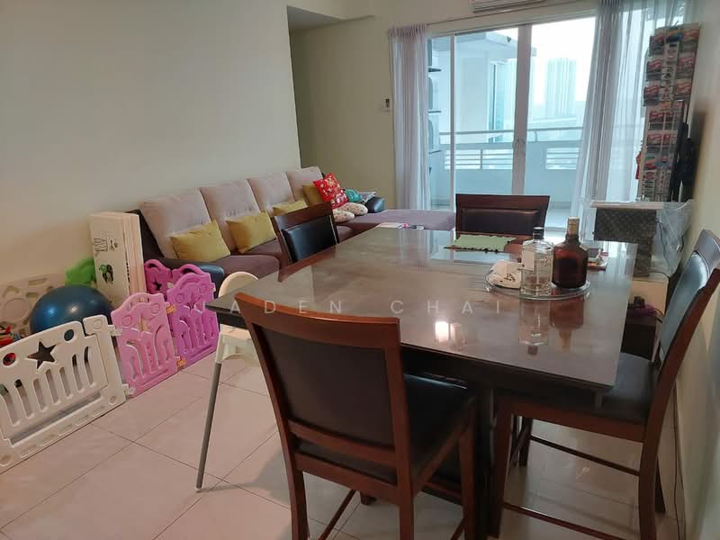 Servis Apartment untuk Dijual di Saville @ Melawati - Jaden Chai - Living Room - PropertyGuru.com.my