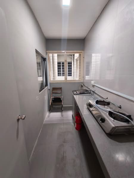 Condominium for Rent at The Gardens Condominium - Stev Yap - Kitchen - PropertyGuru.com.my