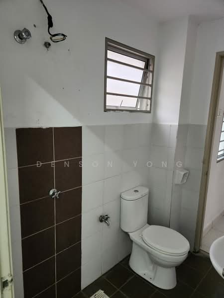 Rumah Teres 2 Tingkat untuk Disewa di Taman Pelangi Semenyih 2 (Semenyih) - Denson Yong - Bathroom - PropertyGuru.com.my