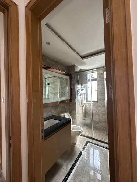 Pangsapuri untuk Disewa di R & R Apartment - Bernice Tee - Bathroom - PropertyGuru.com.my