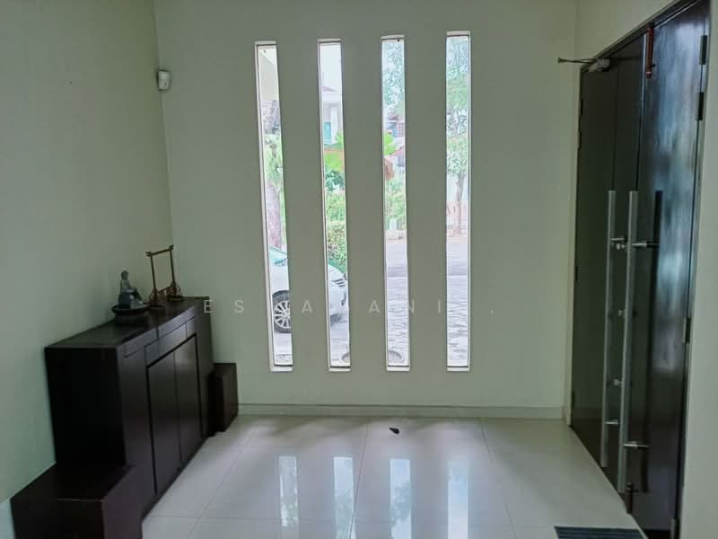 Bungalow for Sale in Bukit Gita Bayu (Seri Kembangan) - Esharani . - PropertyGuru.com.my