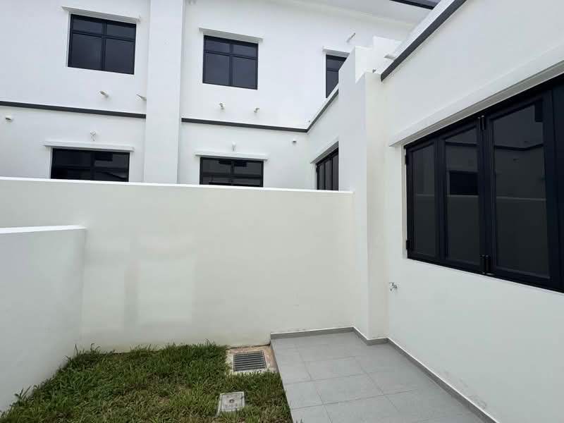 Cluster House for Sale in Eco Botanic (Iskandar Puteri (Nusajaya)) - Lauren Chai - Exterior - PropertyGuru.com.my