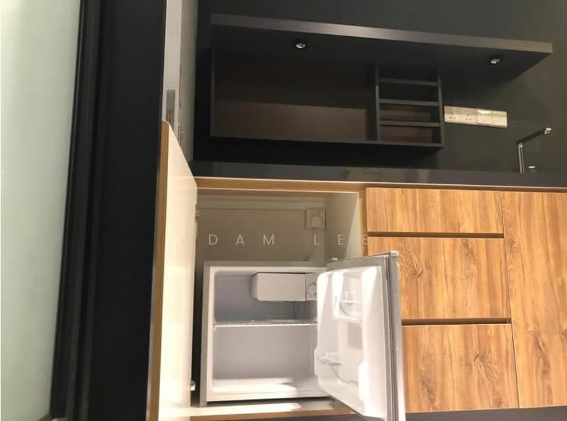 Servis Apartment untuk Dijual di Expressionz Professional Suites - Adam Lee - Kitchen - PropertyGuru.com.my