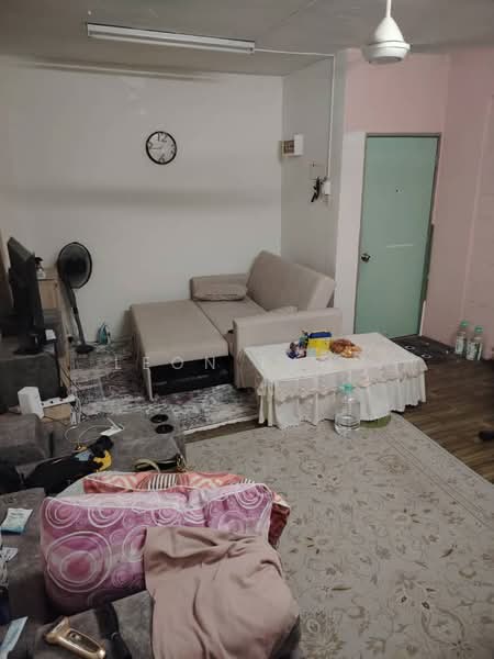 Flat for Sale at Sri Cempaka - Leon Fang - Living Room - PropertyGuru.com.my