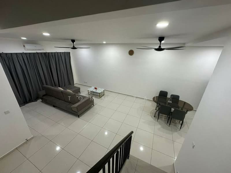 Rumah Teres 2 Tingkat untuk Disewa di Taman Desa Tebrau (Tebrau) - Tommy Tai - Living Room - PropertyGuru.com.my