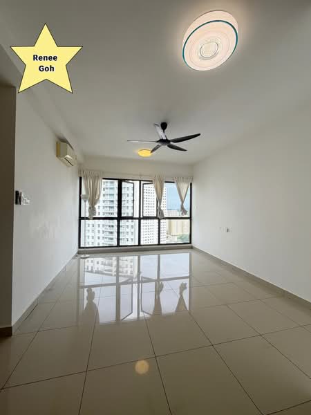 Kondominium untuk Dijual di Skycube - Renee Goh - Living Room - PropertyGuru.com.my